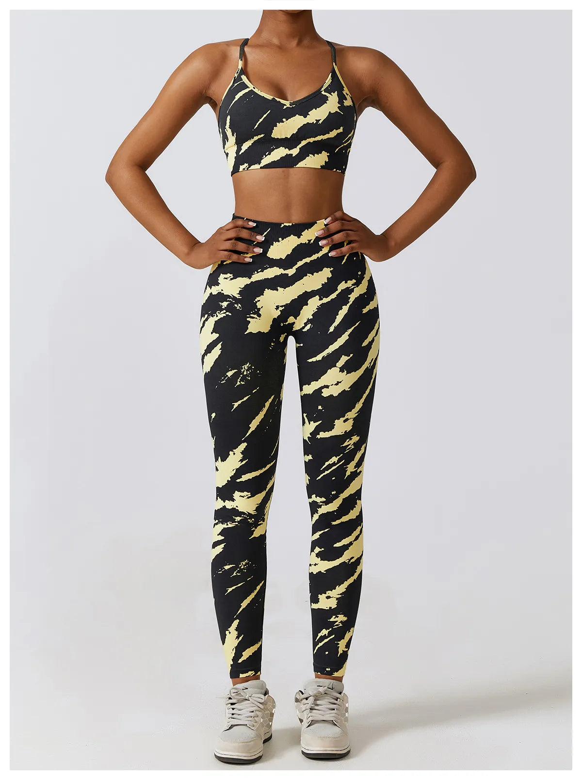 Ennzoo Camo Seamless Scrunch Leggings