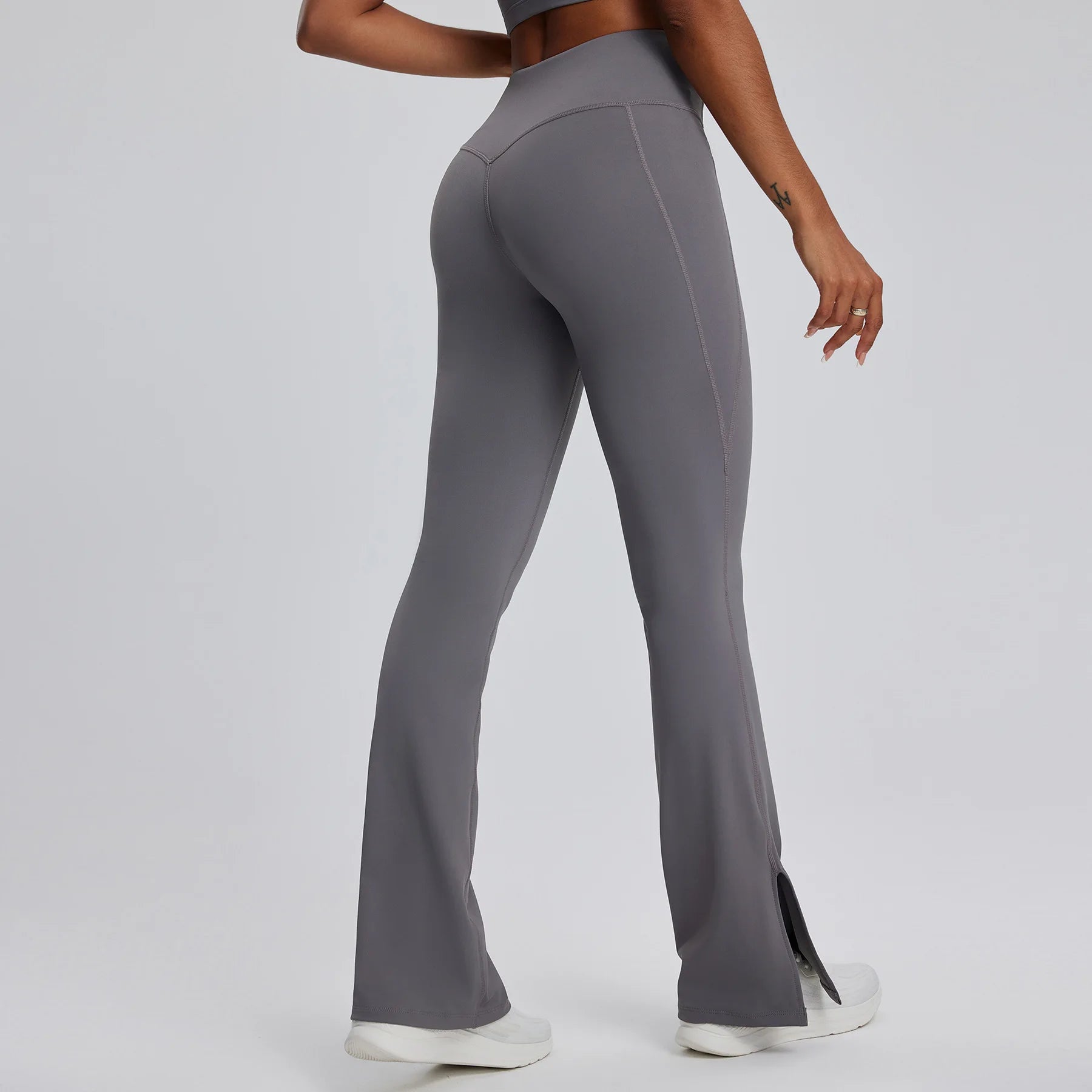 Ennzoo Flared Pocket Leggings