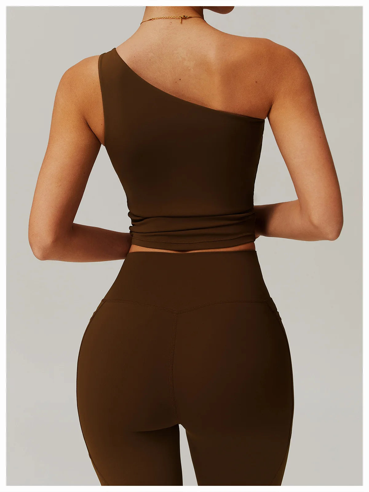 ENNZOO Asymmetric Sports Top