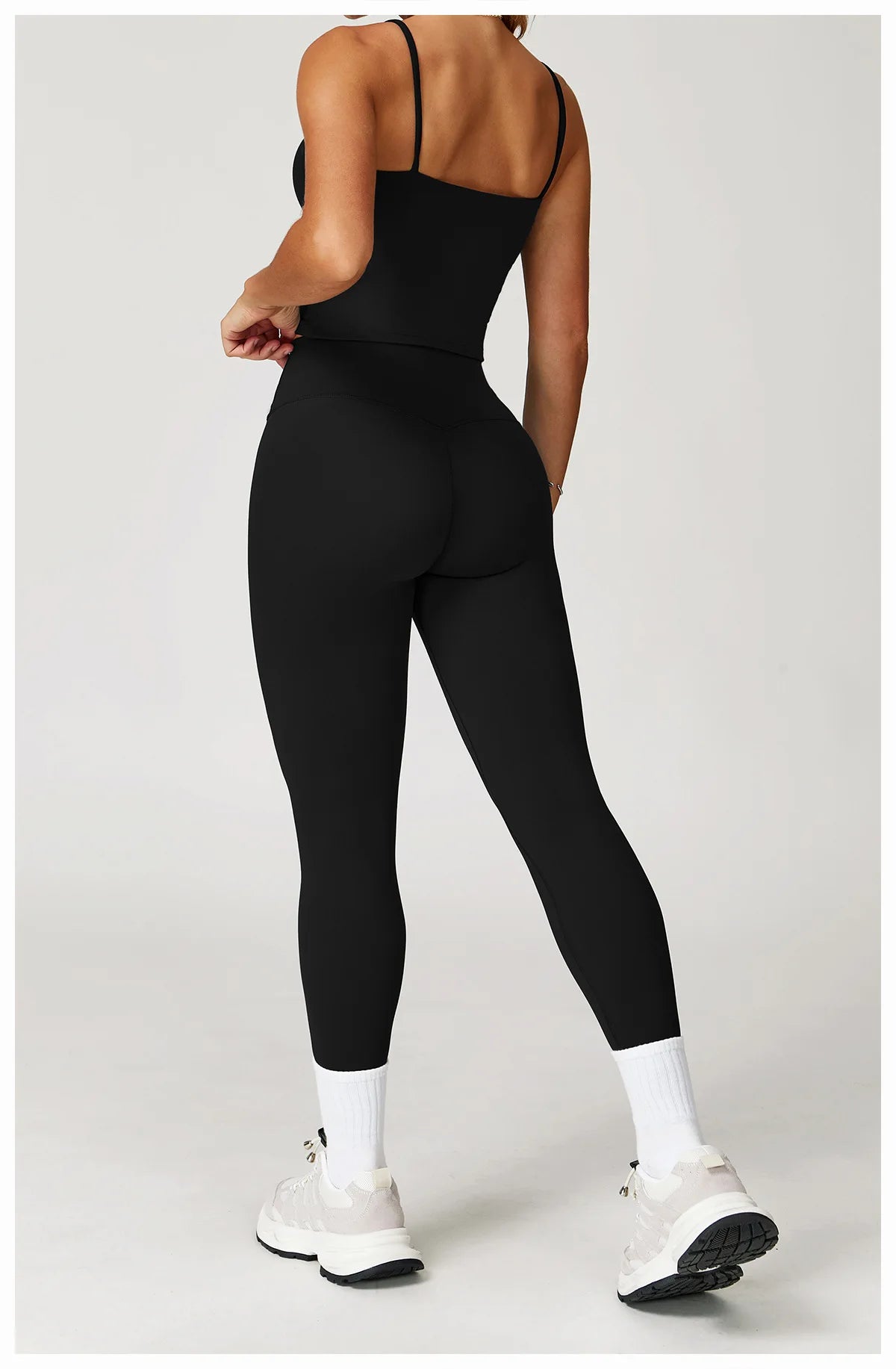 ENNZOO Dynamic Fit Yoga Top