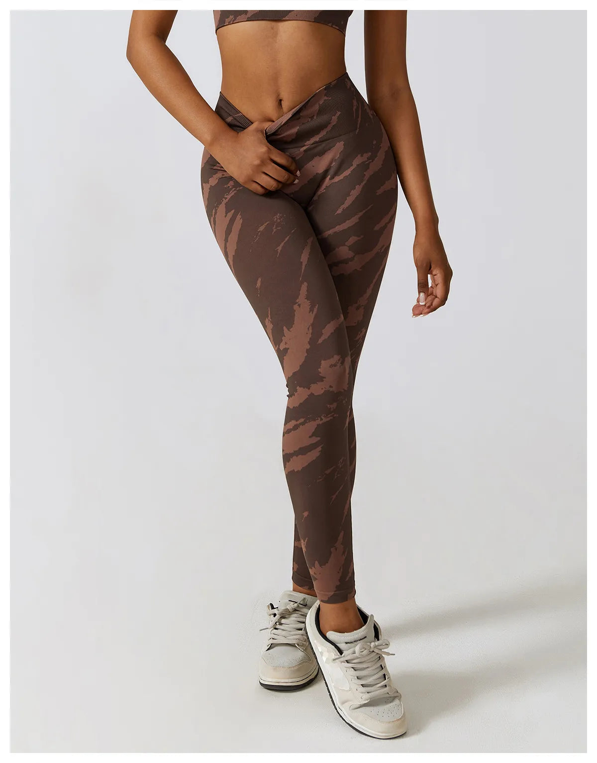 Zoorie Camo Seamless Scrunch Leggings