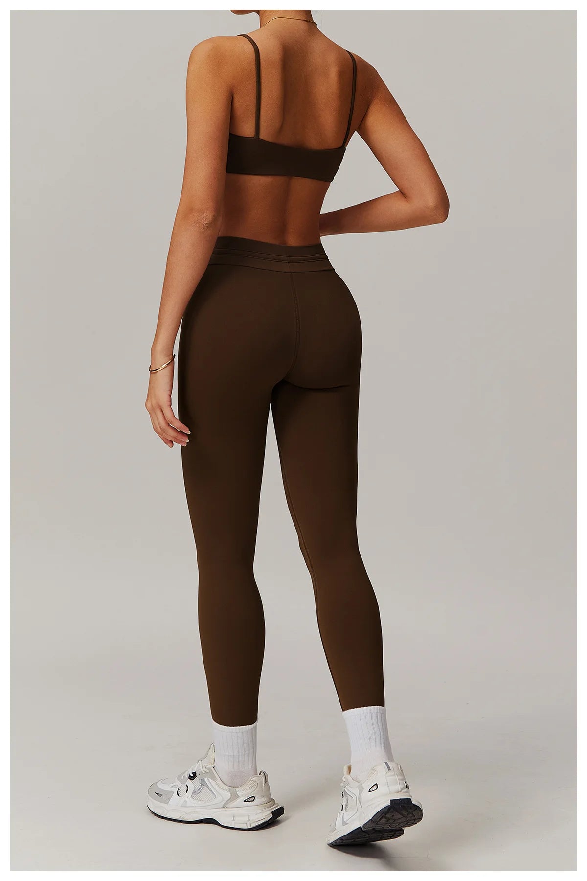 ENNZOO Sporty Hip-Lift Leggings