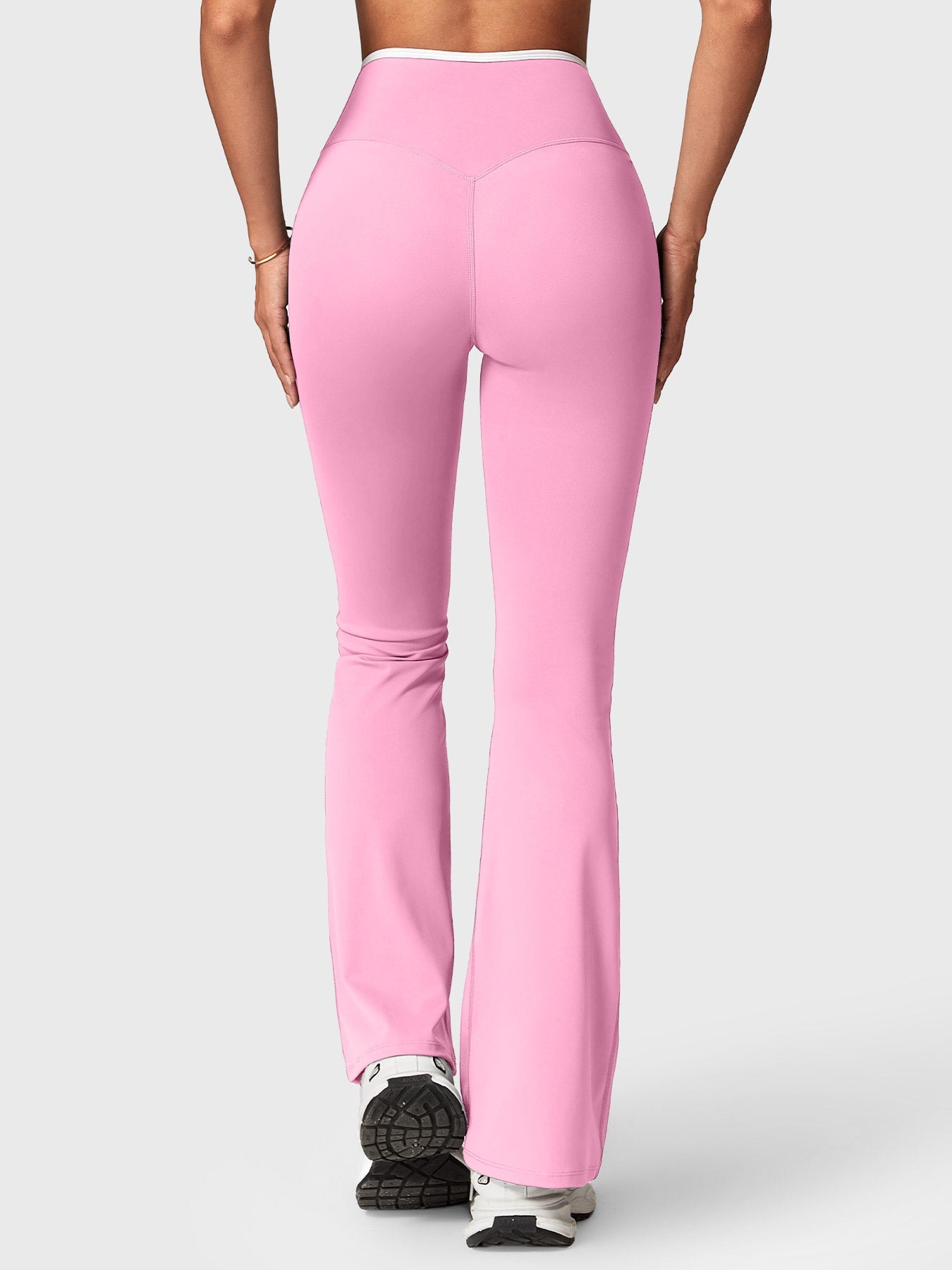 Yeoreo Alberta Contrast Trim Flare Leggings