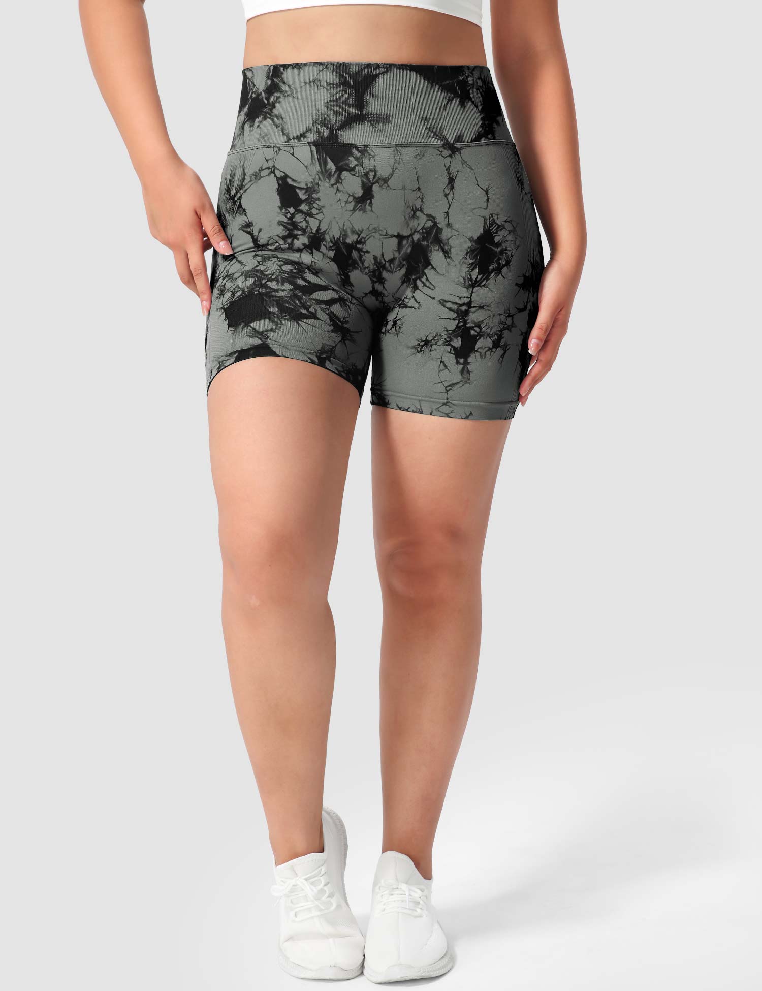 Yeoreo Professional Tie Dye Shorts