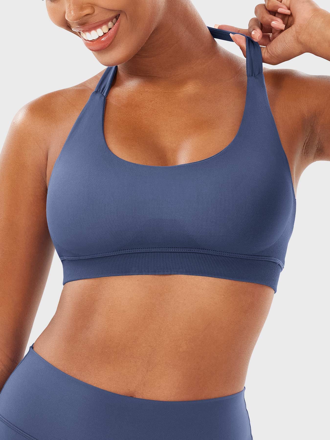 Yeoreo Eleia Halter Sports Bra