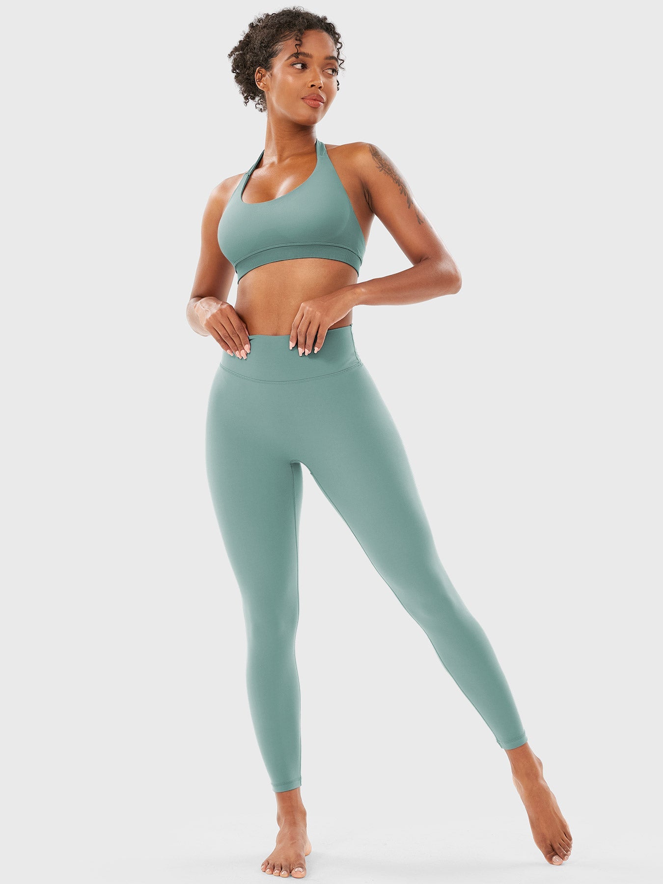 Yeoreo Eleia Halter Sports Bra