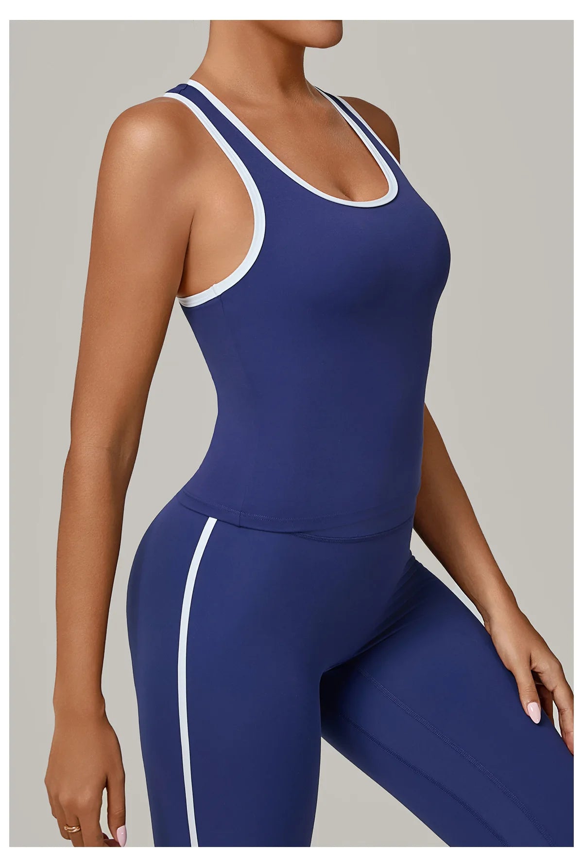 ENNZOO Open-Back Fitness Top