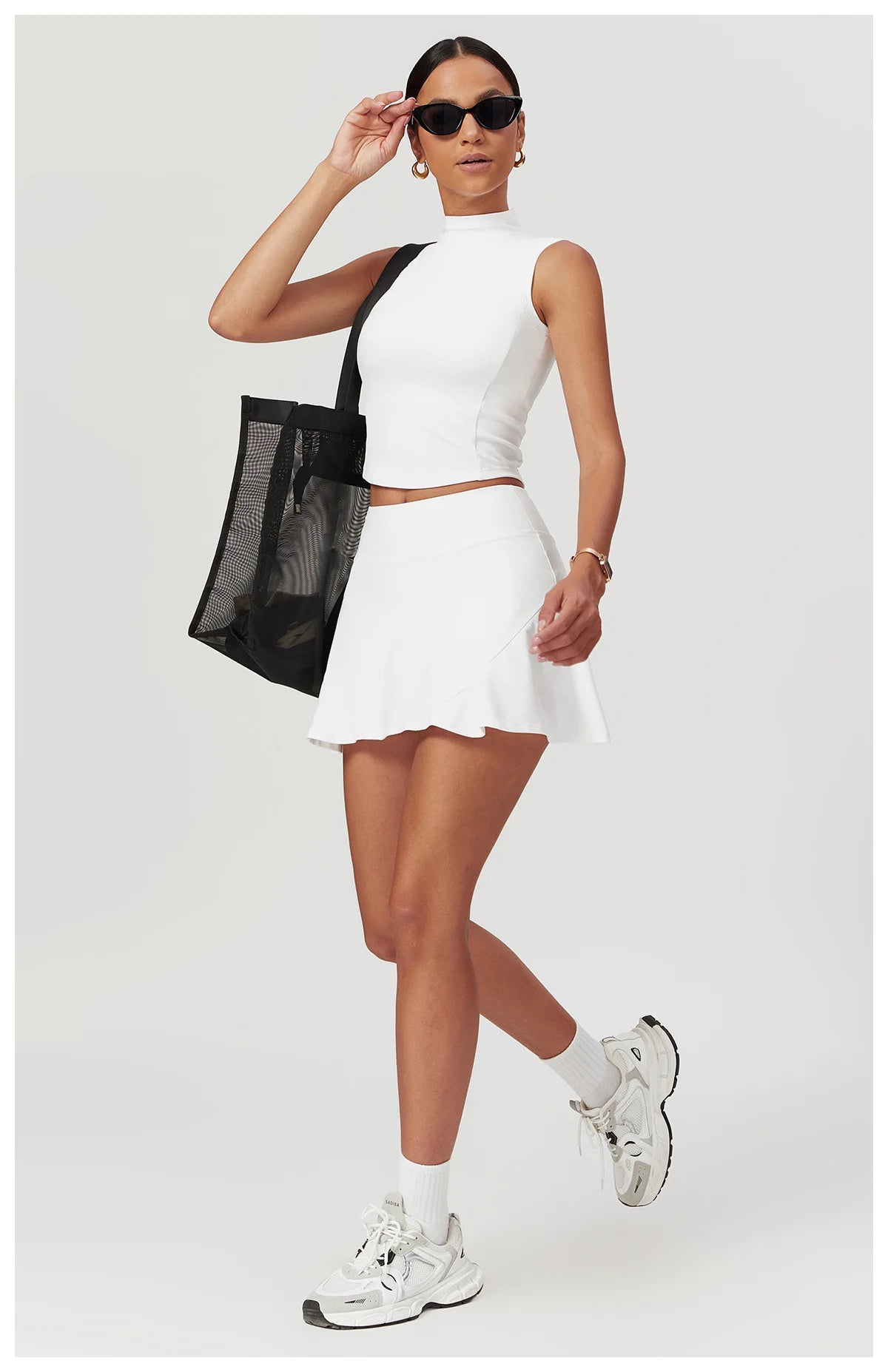 ENNZOO Padded Running Sports Top