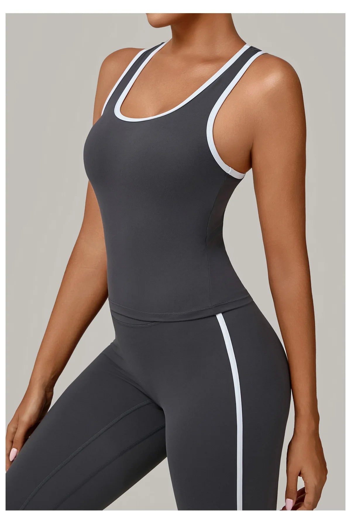 ENNZOO Open-Back Fitness Top