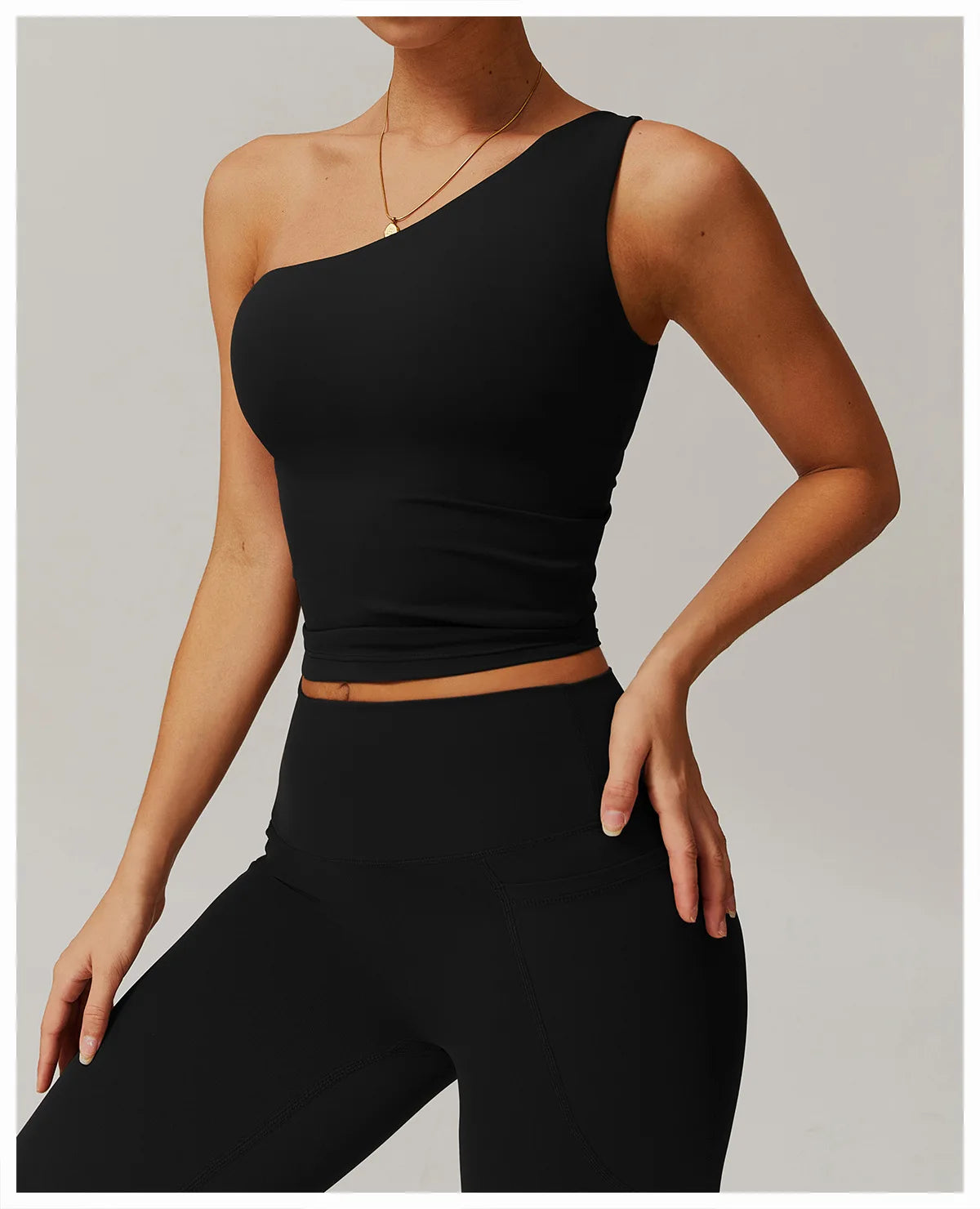 ENNZOO Asymmetric Sports Top