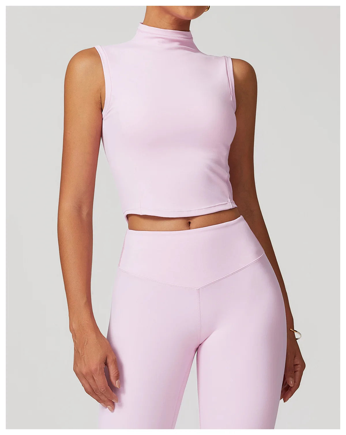 ENNZOO Padded Running Sports Top