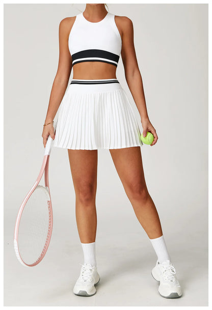 ENNZOO Color-Block Crop Top