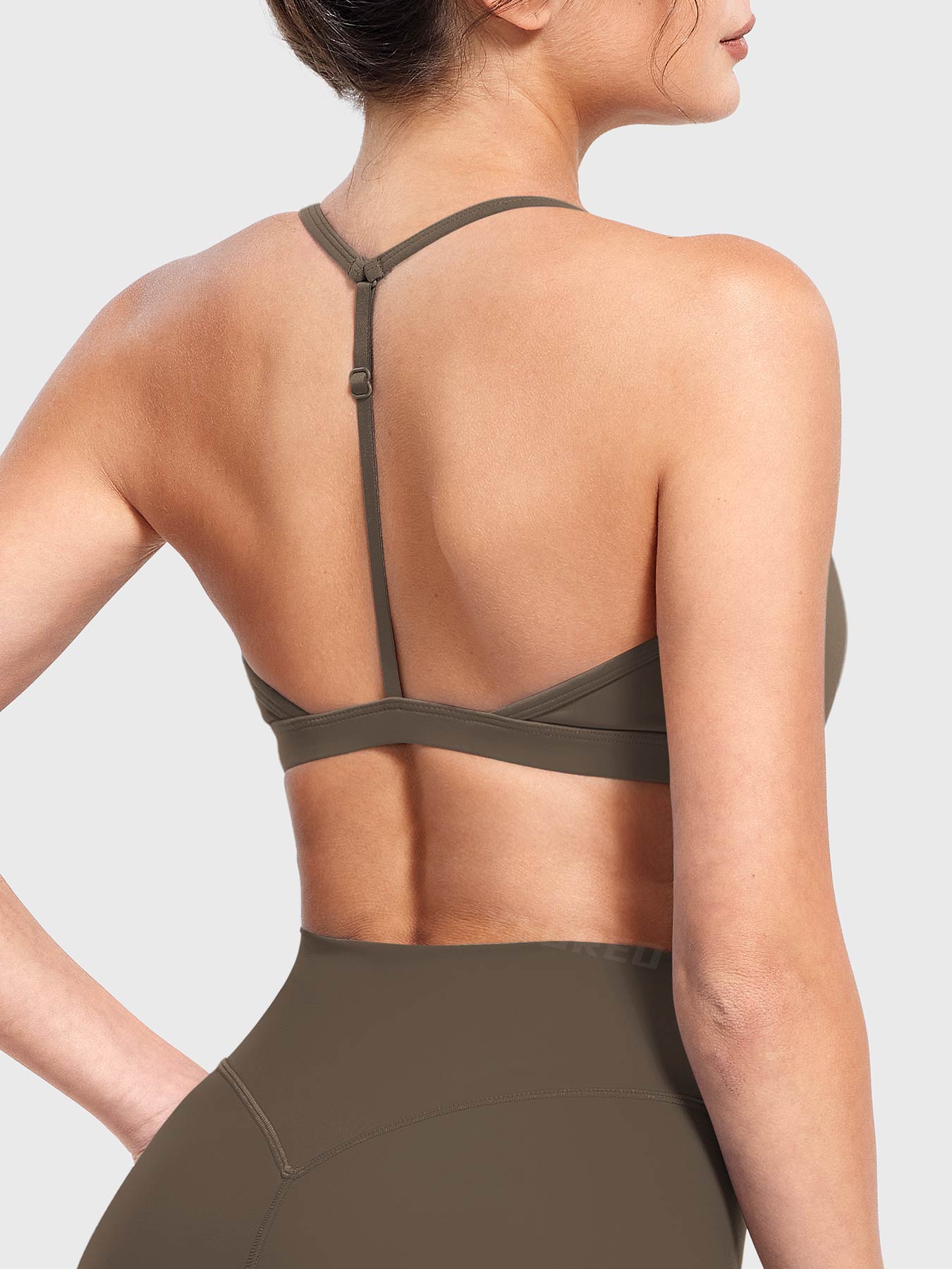 Yeoreo Ericie V Neck Sports Bra