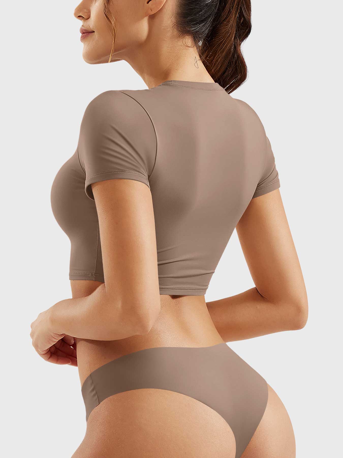 Yeoreo Colin Short Sleeves Crop Top
