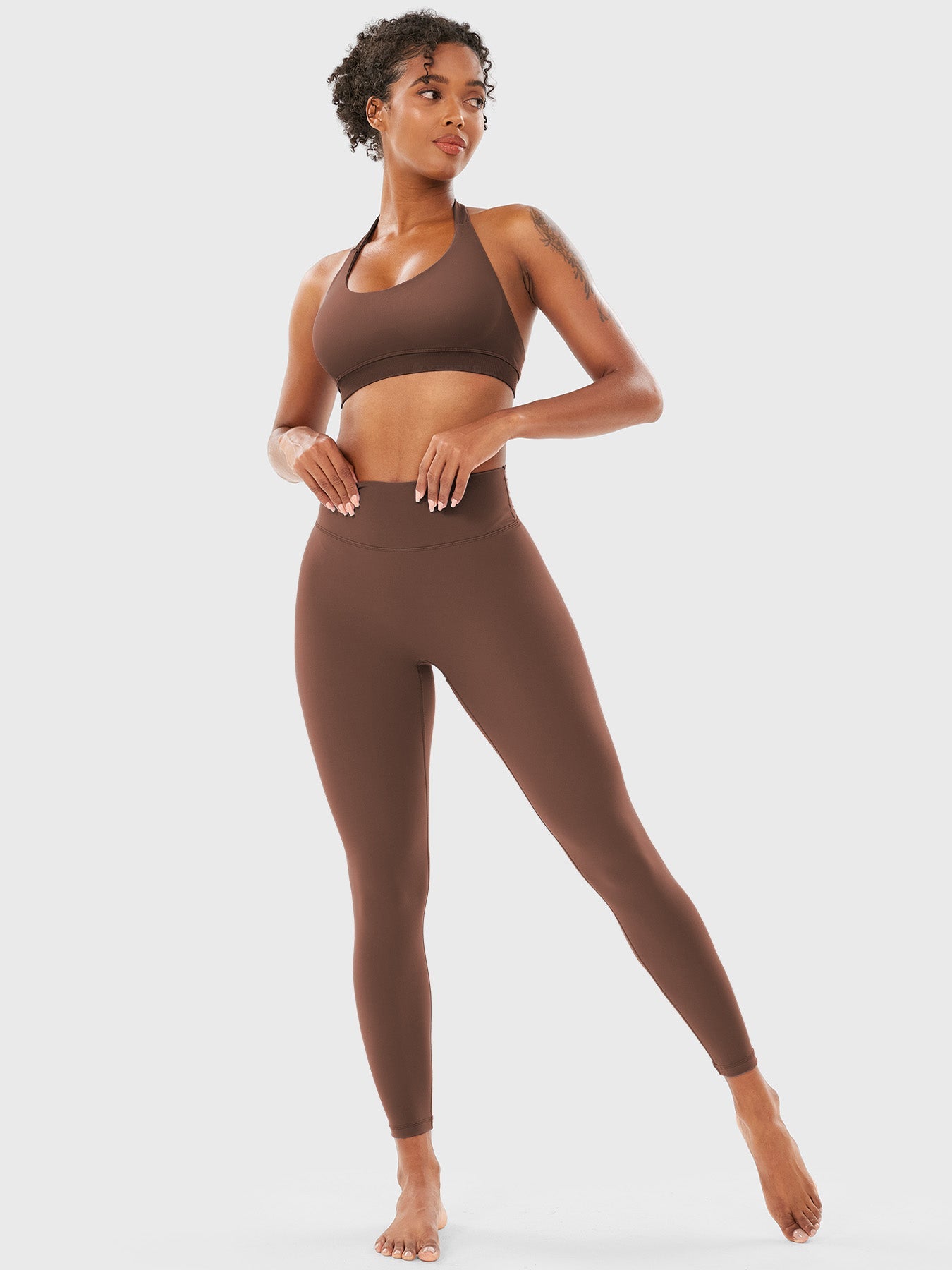 Yeoreo Eleia Halter Sports Bra