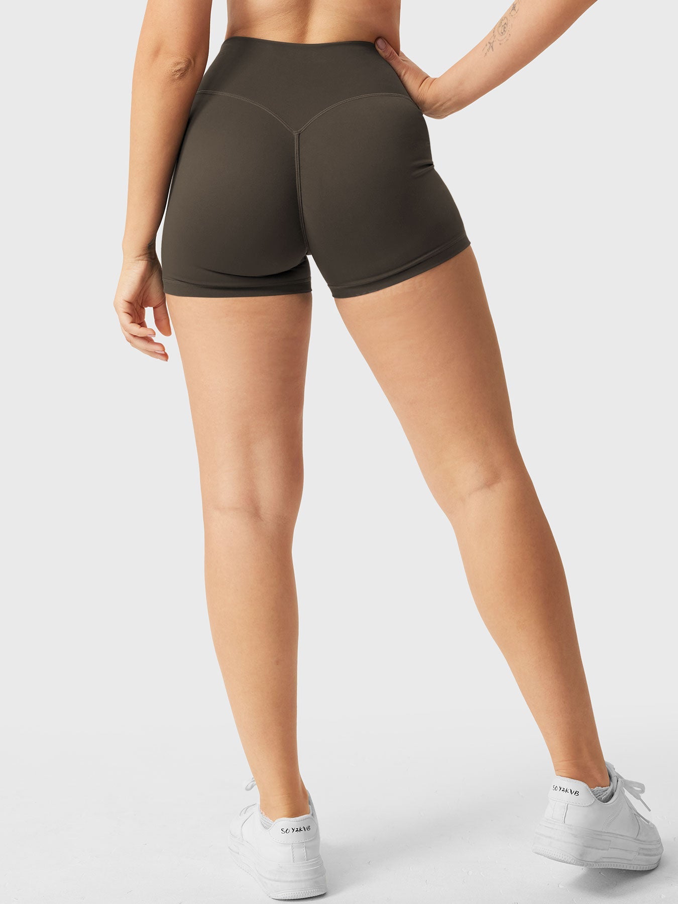 Yeoreo Elysina 2.5" Running Shorts