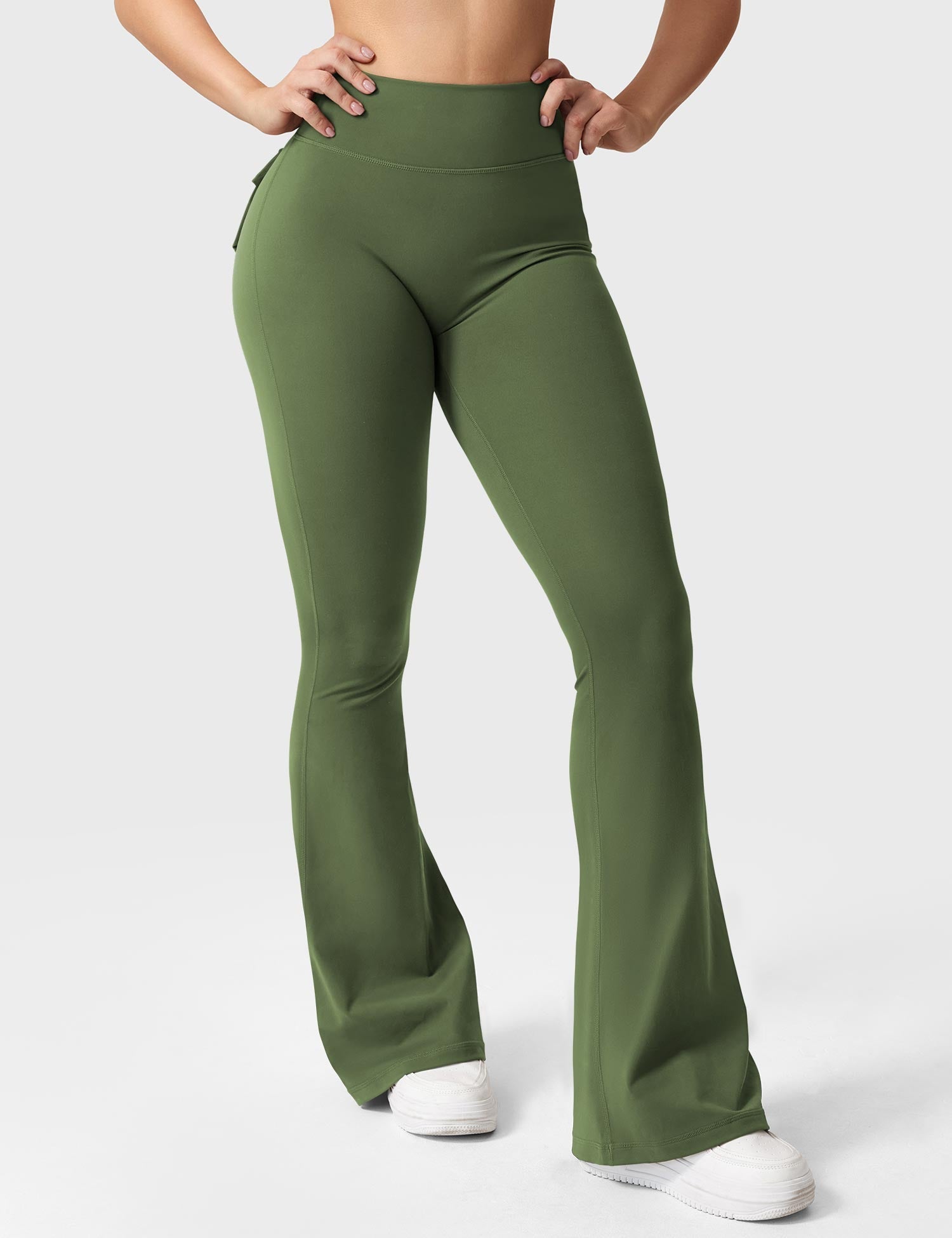 Yeoreo Brittany Flared Leggings with Pockets
