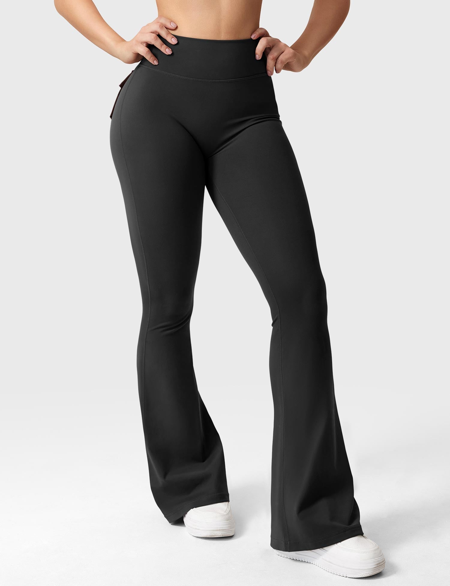 Yeoreo Brittany Flared Leggings with Pockets