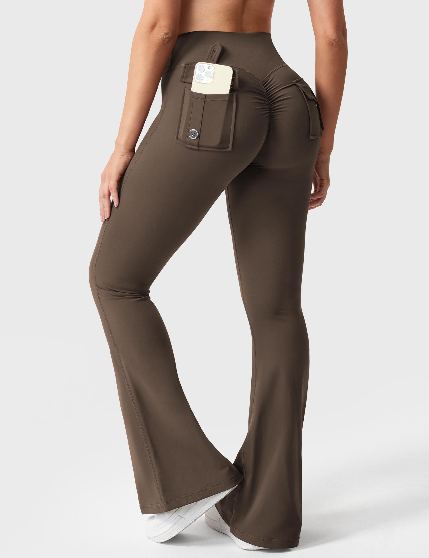 Yeoreo Brittany Flared Leggings with Pockets