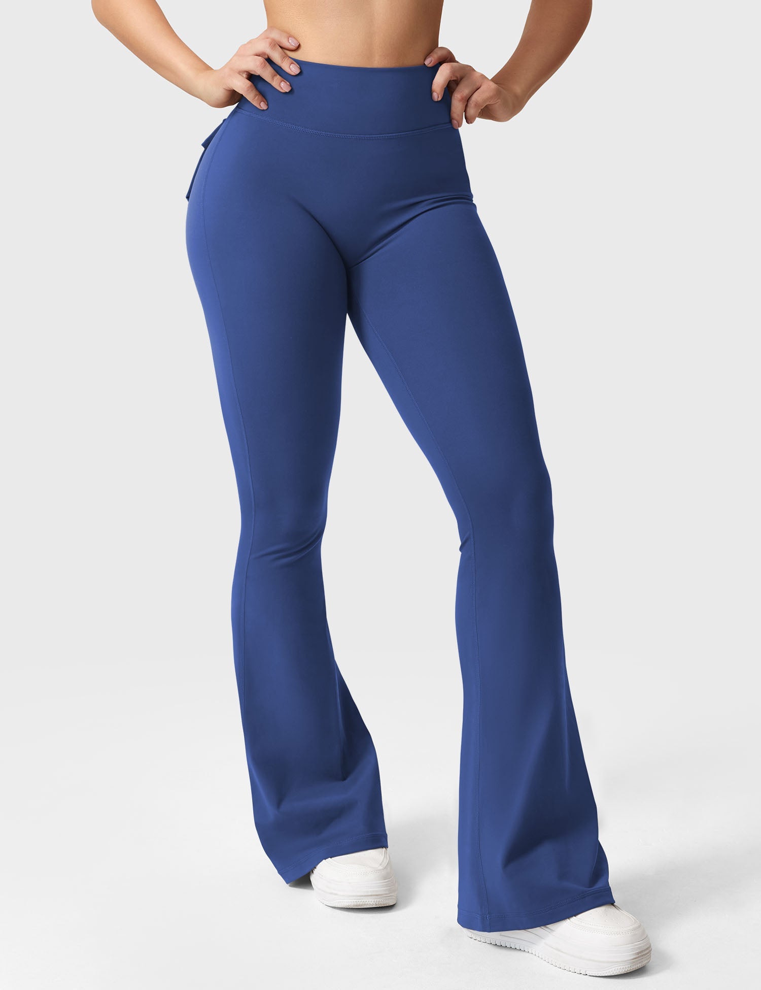 Yeoreo Brittany Flared Leggings with Pockets