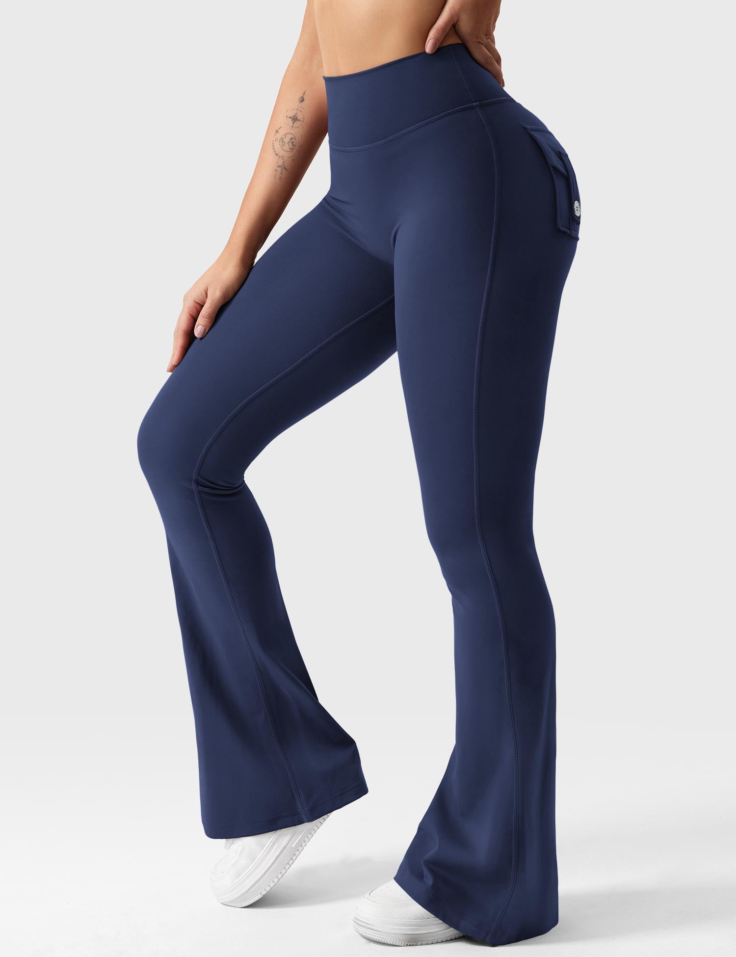 Yeoreo Brittany Flared Leggings with Pockets