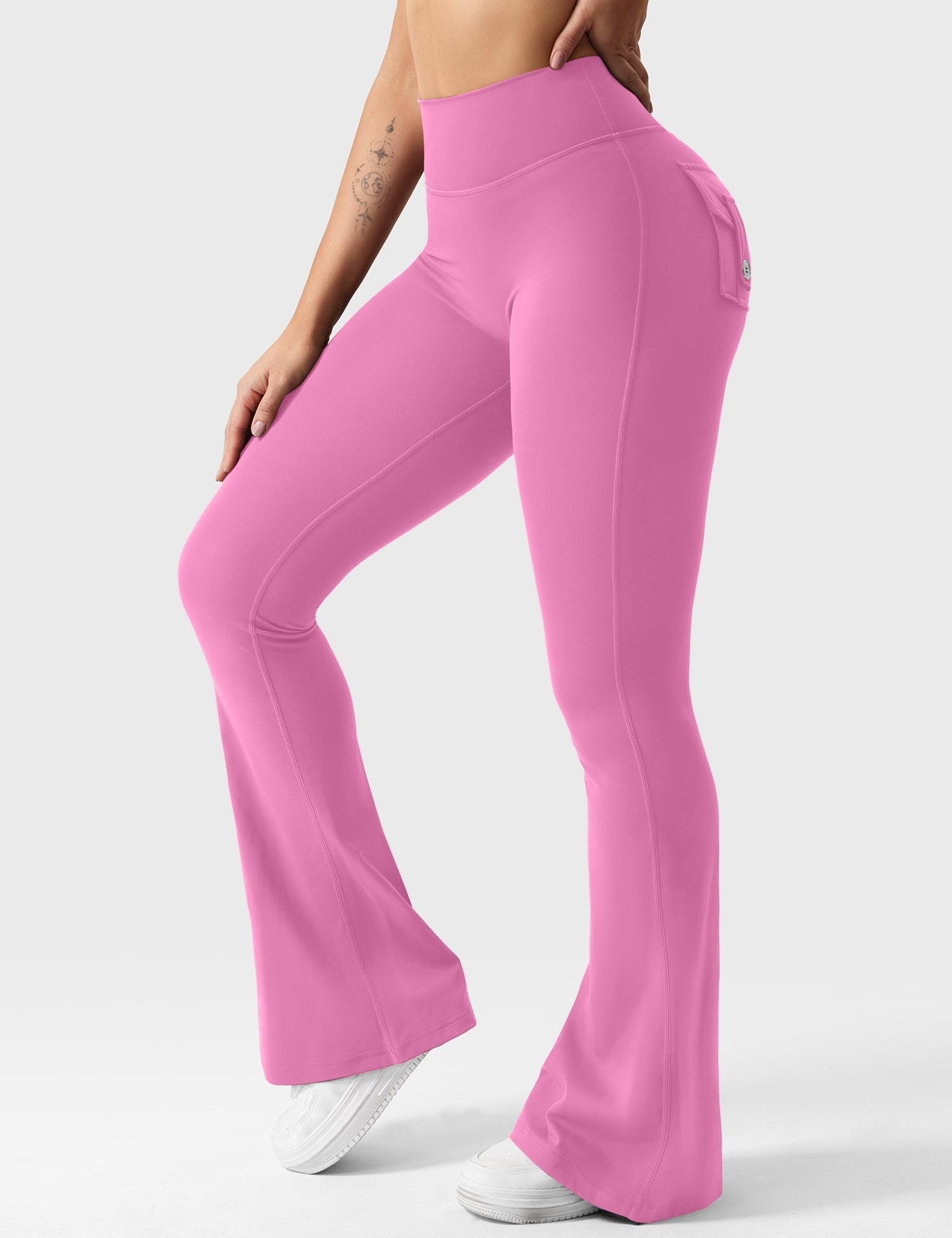 Yeoreo Brittany Flared Leggings with Pockets