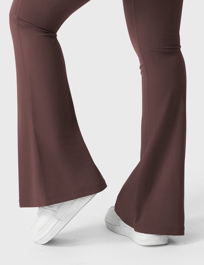 Yeoreo Brittany Flared Leggings with Pockets