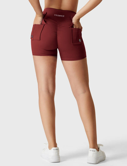Yeoreo V-waistband Charm Shorts